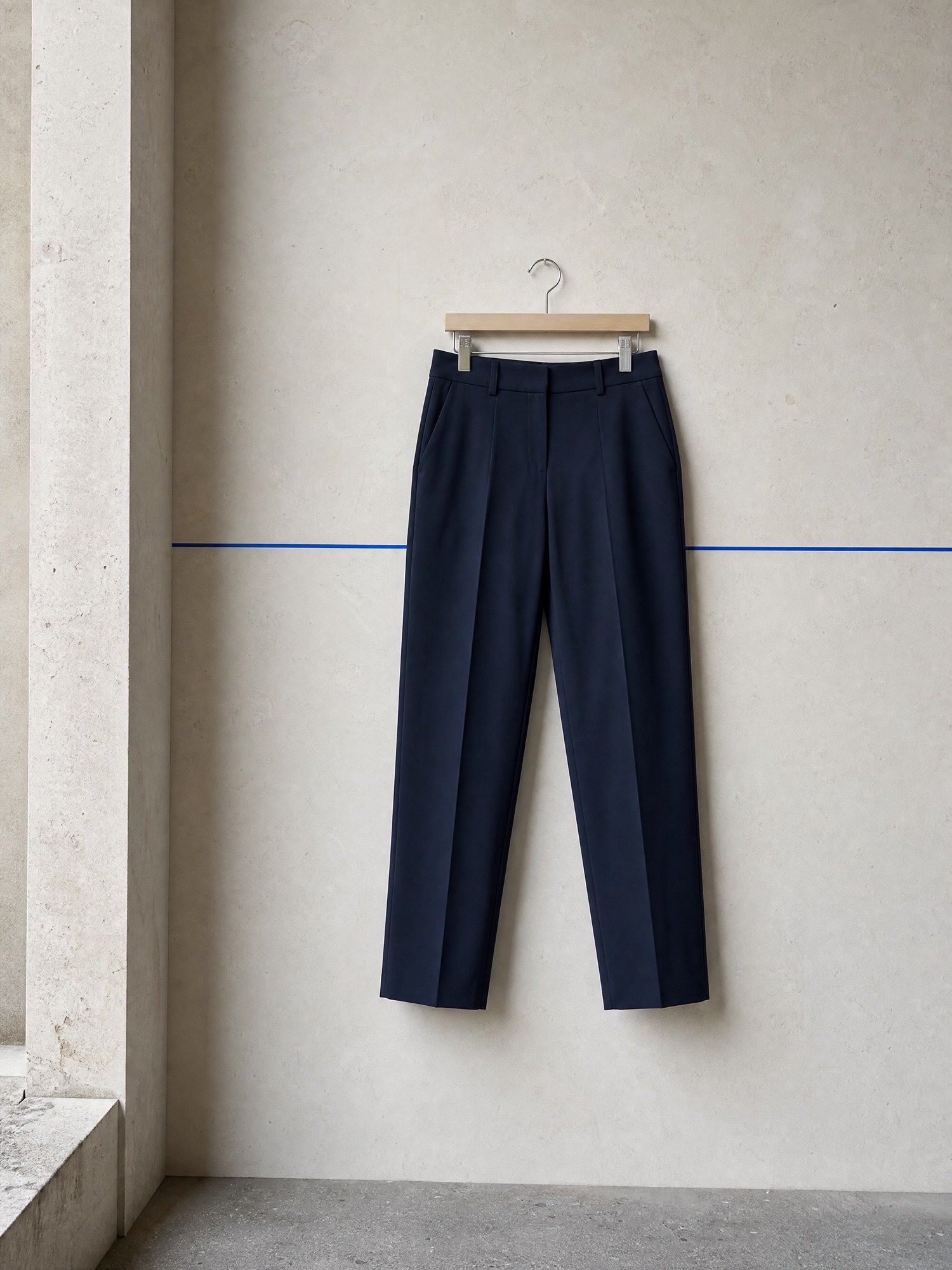 Straight Cropped Trousers in Navy, product photo